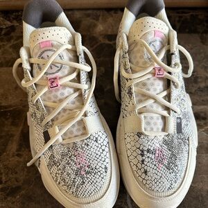 Wade All City 13 "Year of the Snake" Pink